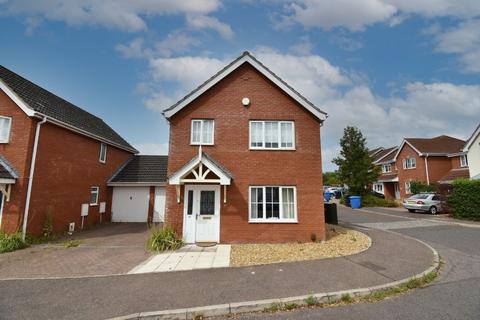 4 bedroom detached house to rent - Bladewater Road, Norwich, NR5