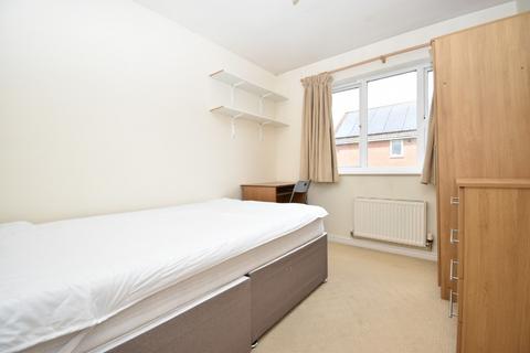 4 bedroom detached house to rent - Bladewater Road, Norwich, NR5