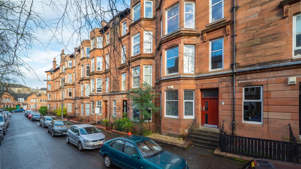 Edgemont Street, Flat 0/1, Shawlands, Glasgow, G41 3EH 1 bed flat for