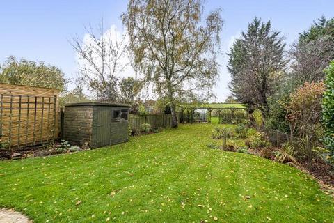 28 Isis Close, Long Hanborough, Witney, OX29 8JN