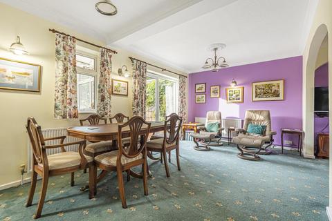 28 Isis Close, Long Hanborough, Witney, OX29 8JN