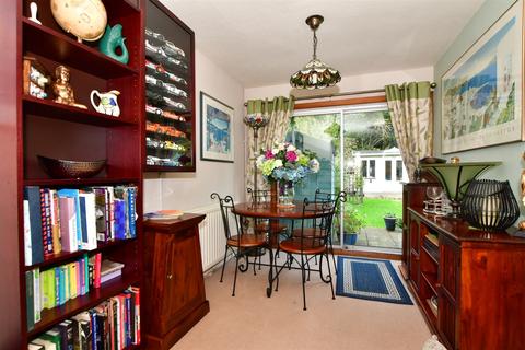 3 bedroom semi-detached house for sale - Rochester Road, Aylesford, Kent