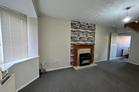 3 bedroom semi-detached house to rent, Leicester, LE3