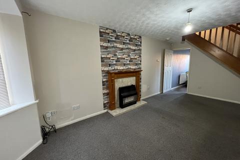 3 bedroom semi-detached house to rent, Leicester, LE3