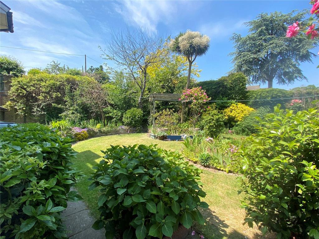 St. Michaels Close, Blackfield, Southampton, Hampshire, SO45 4 bed