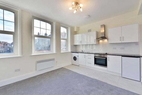 Studio to rent, Allitsen Road, St Johns Wood