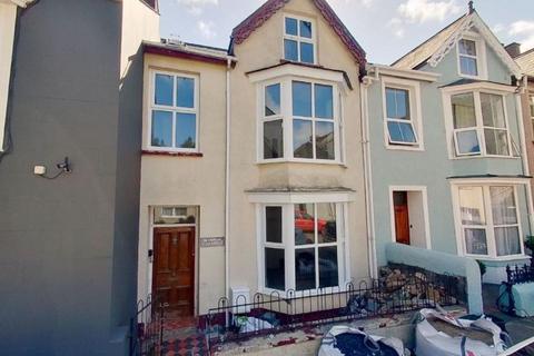 3 bedroom terraced house for sale, 81 Park Street, Pembroke Dock, Dyfed, SA72 6BL
