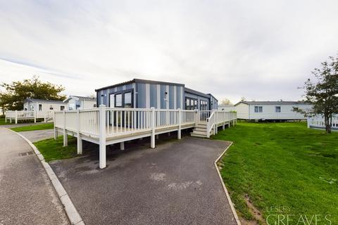 2 bedroom mobile home for sale, Kestrel Close, Sleaford Road, Tattershall