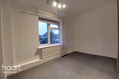 Northfield Gardens, Dagenham