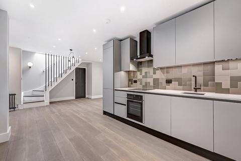 1 bedroom apartment to rent, Beak Street, Soho, W1F