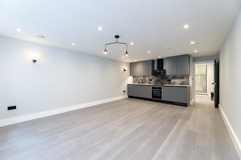 Studio to rent, Beak Street, Carnaby W1