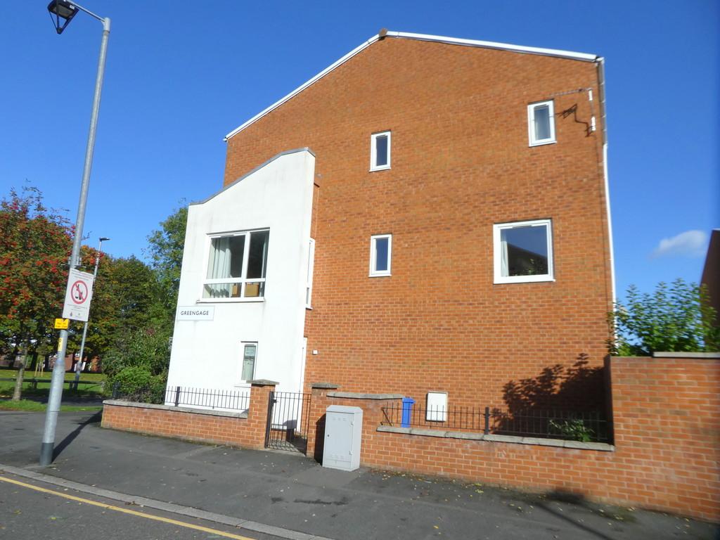 Greengage, Grove Village, Manchester 4 bed townhouse £2,600 pcm (£600 pw)