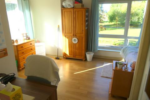 undefined, Greengage, Grove Village, Manchester