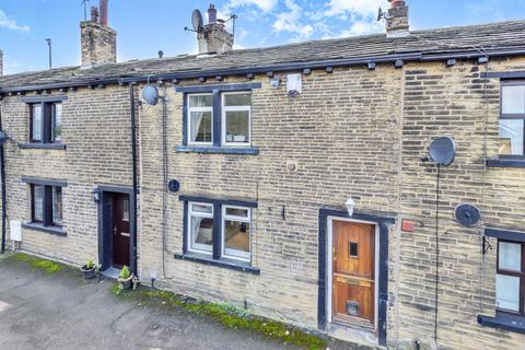 2 bedroom terraced house for sale - Womersley Place, Stanningley, Pudsey, West Yorkshire, LS28