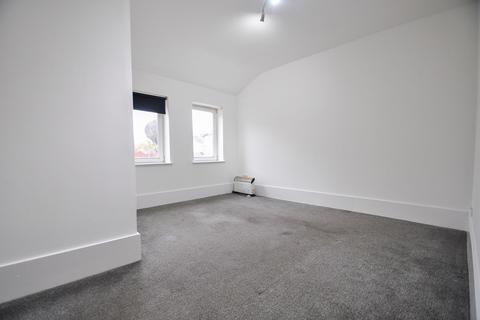 1 bedroom ground floor flat for sale - Cardiff Road, Newport