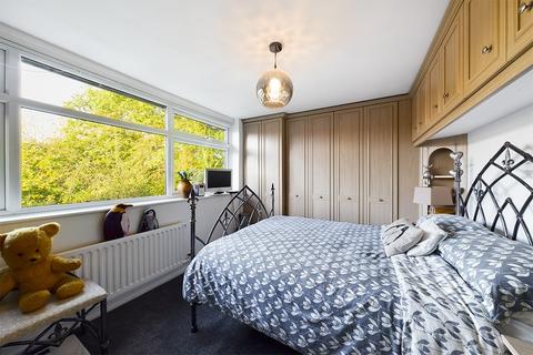 3 bedroom end of terrace house for sale - Chamberlain Lane, Pinner