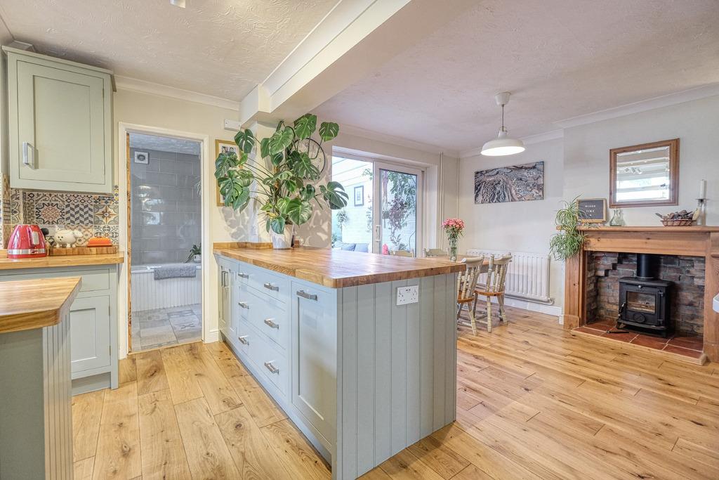 Burma Road, Old Catton, Norwich, NR6. 4 bed semidetached house £375,000