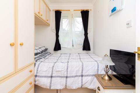 3 bedroom semi-detached house for sale, Asprey Grove, Caterham