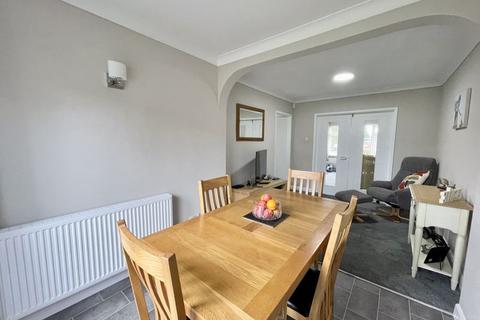 9 Cheesemans Lane, Waltham, Grimsby, DN37 0EP