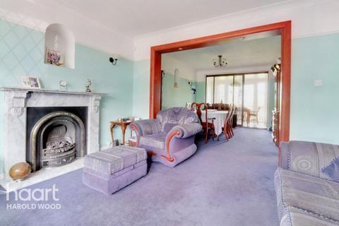 53 Recreation Avenue, Harold Wood, Romford, RM3 0TD