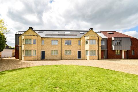 3 bedroom apartment to rent, Grosvenor Court, Woodlark Road, Cambridge, CB3