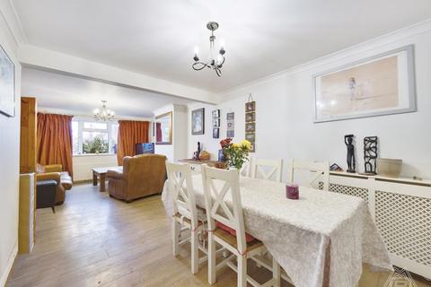 11 Chapmans Crescent, Chesham, HP5 2QU