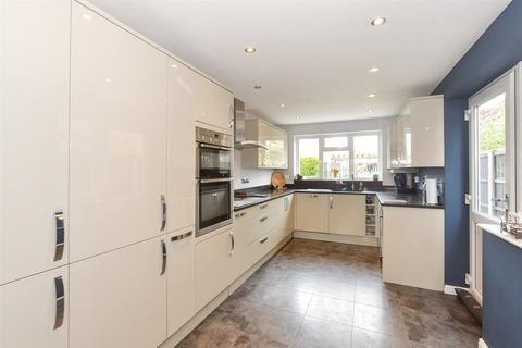 4 bedroom detached house for sale, Caladonia Lane, Wickford, Essex