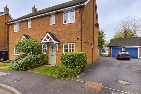 11 Braeside, Naphill, High Wycombe, HP14 4RY