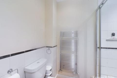 11 Braeside, Naphill, High Wycombe, HP14 4RY