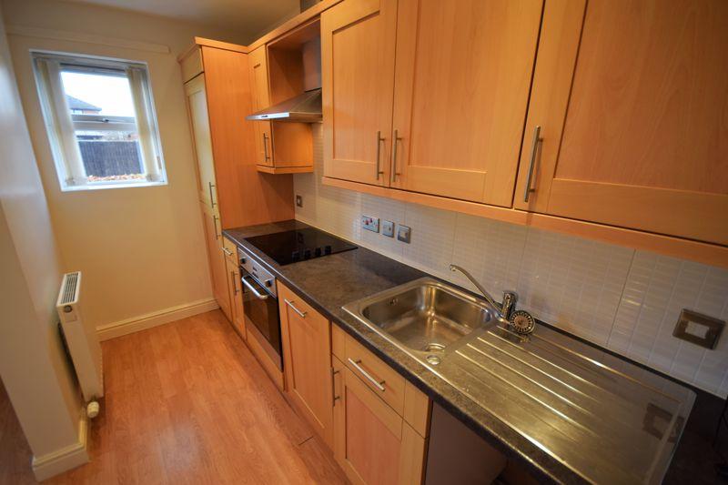 Newfield Drive, Kingstown, Carlisle 2 bed apartment £495 pcm (£114 pw)