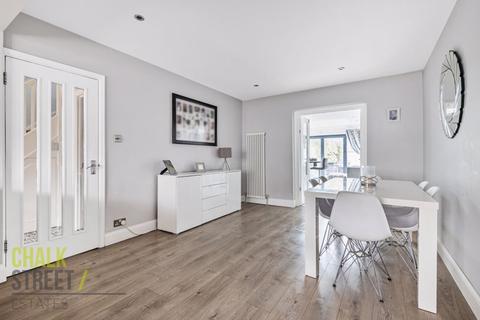 5 Connaught Road, Hornchurch, RM12 4NS