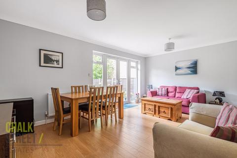 19 Barleycorn Way, Hornchurch, RM11 3JJ