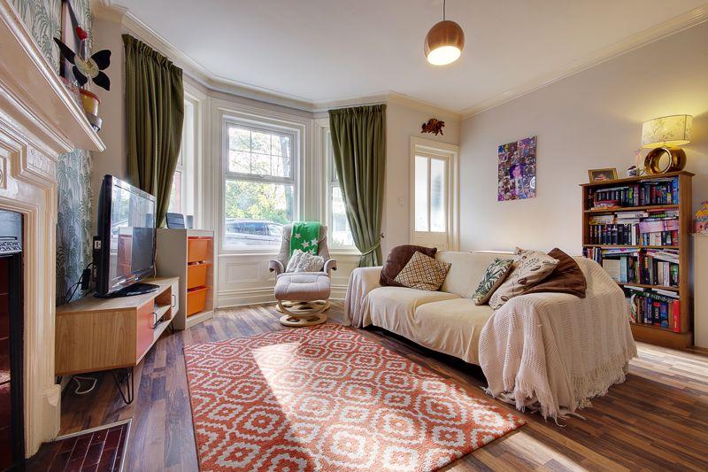 Maxwell Road, Bournemouth 2 bed apartment for sale £260,000