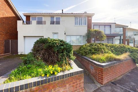 4 bedroom detached house for sale - 2 Dolphin Close, Broadstairs, CT10