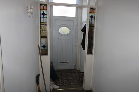 2 bedroom flat for sale - Kinglake Road, Wallasey