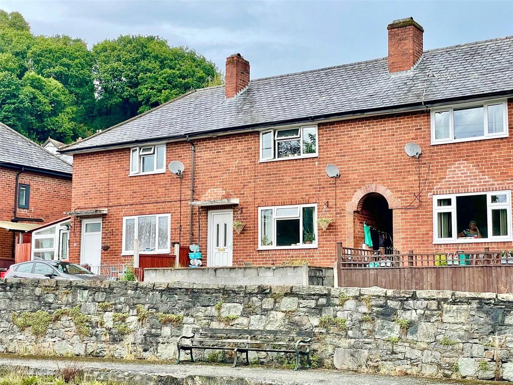 Bron Y Buckley, Welshpool, Powys, SY21 2 bed terraced house £575 pcm