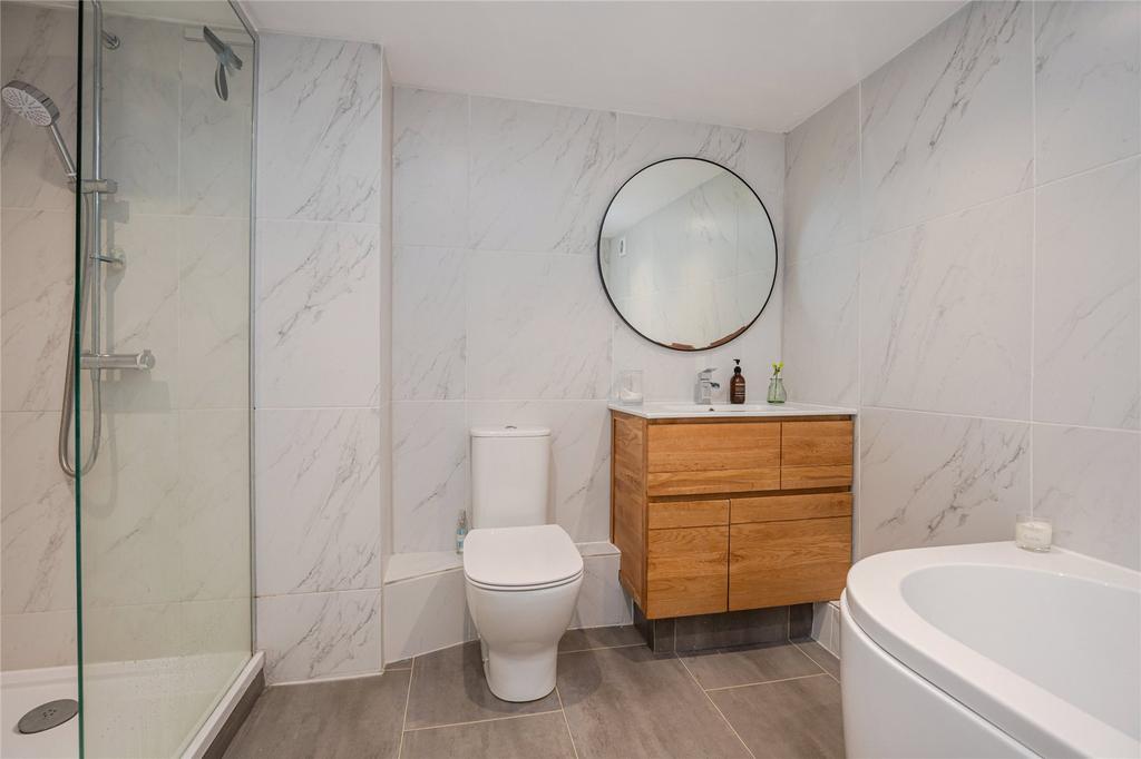 G.Floor Bathroom