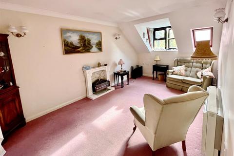 1 bedroom flat for sale - Moorside Road, West Moors, Ferndown