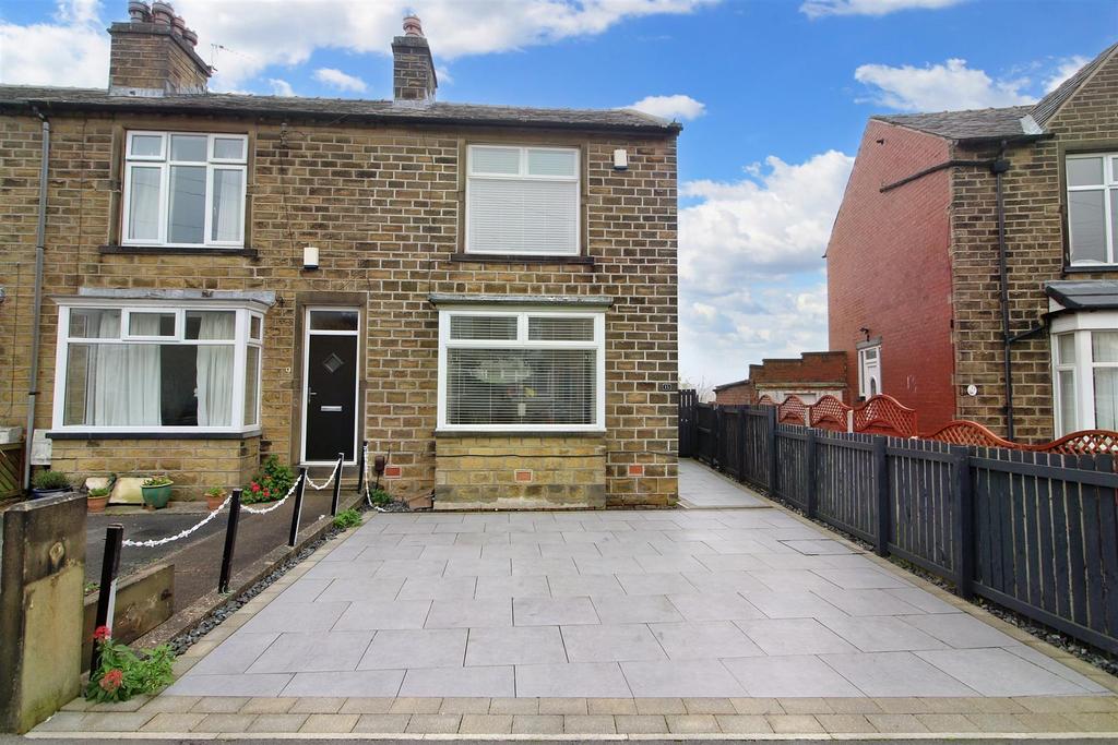 Heatherfield Crescent, Marsh, Huddersfield, HD1 4QN 2 bed end of