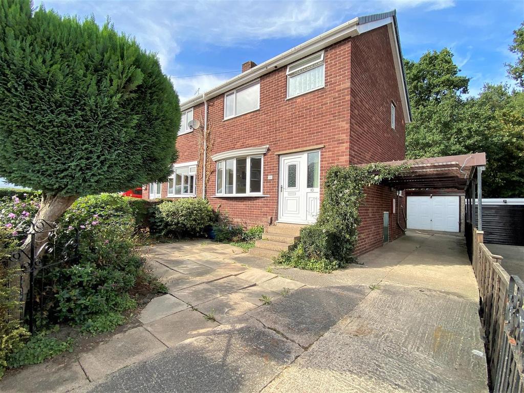 Glebe Road, Swinton, Mexborough, S64 8LD 3 bed semidetached house for