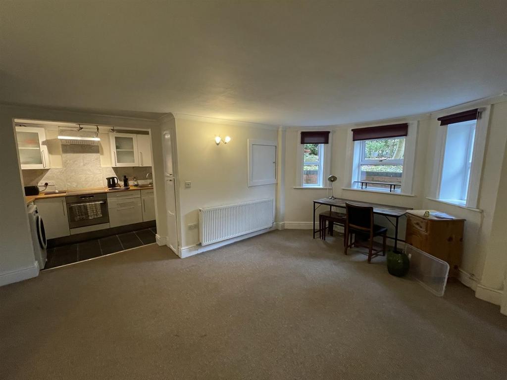 Gaskell Road, Altrincham 1 bed apartment £140,000