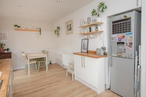6 Barley Close, Mangotsfield, Bristol, BS16 9DL