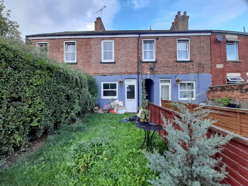 Trinity Street, Gainsborough 2 bed terraced house £67,500