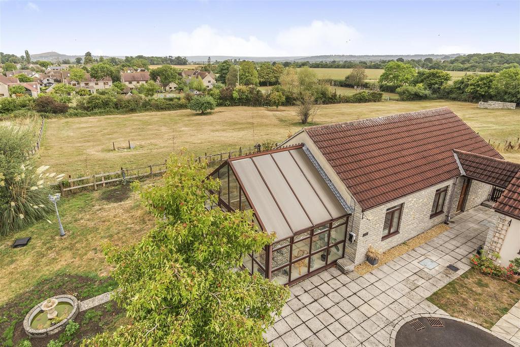 Butleigh, Glastonbury 2 bed bungalow for sale £250,000