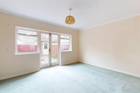 3 bedroom semi-detached house for sale - Ethelbert Square, Westgate-On-Sea