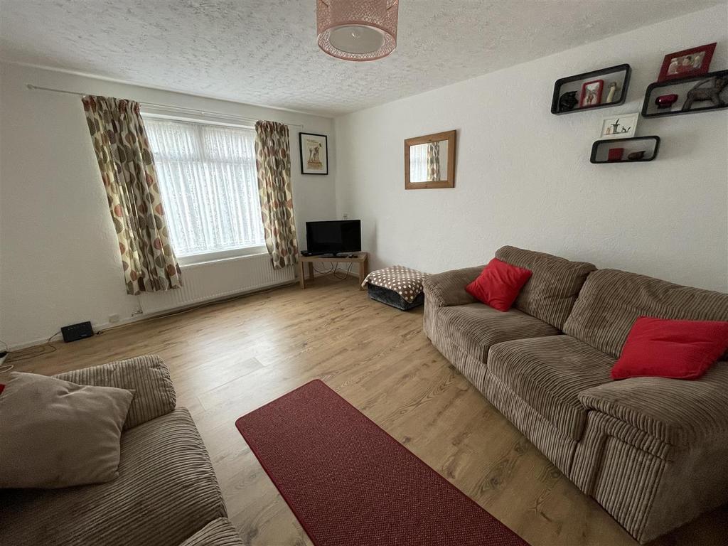 Linney Road, Beaumont Leys, Leicester 3 bed townhouse £180,000