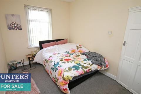 178 Cliffe Road, Bradford, BD3 0LT