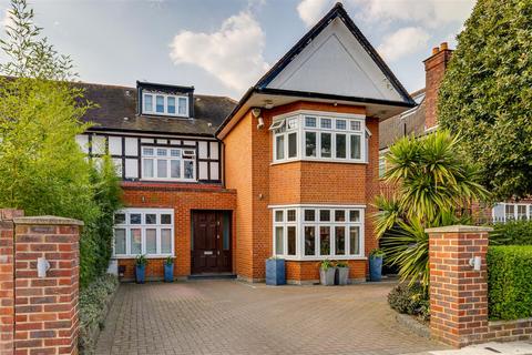 6 bedroom semi-detached house to rent - Hocroft Road, The Hocrofts, London, NW2
