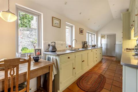 Oaklea Bellaire, Barnstaple, EX31 1QZ