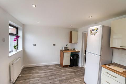 21 Barnacle Lane, Bulkington, Bedworth, CV12 9RJ